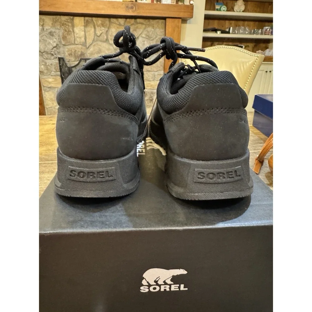 Sorel Men's Mac Hill Lite Waterproof Hiker sneakers Black Size 8.5 Waterproof